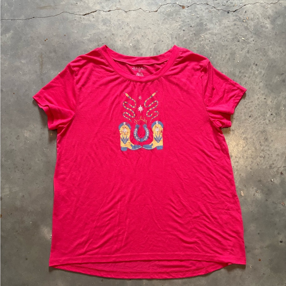 ๐ค3/$20๐คWomenโs Roper Short-Sleeve Tee